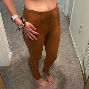 Anthropologie faux suede high-waisted straight-leg trousers in chestnut
Size 26